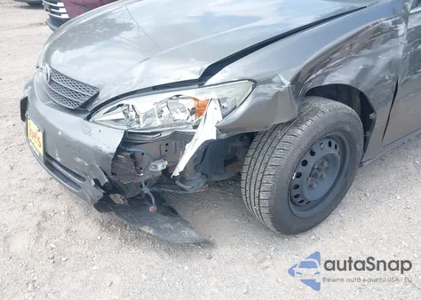 2004 Toyota Camry Le from USA, damaged, VIN 4T1BE32K44U934232